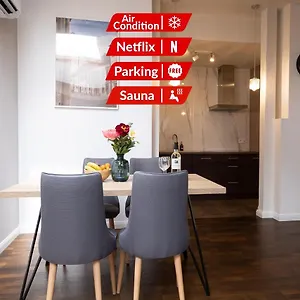 *** Aparthotel Old Town Vistula Premium Polen